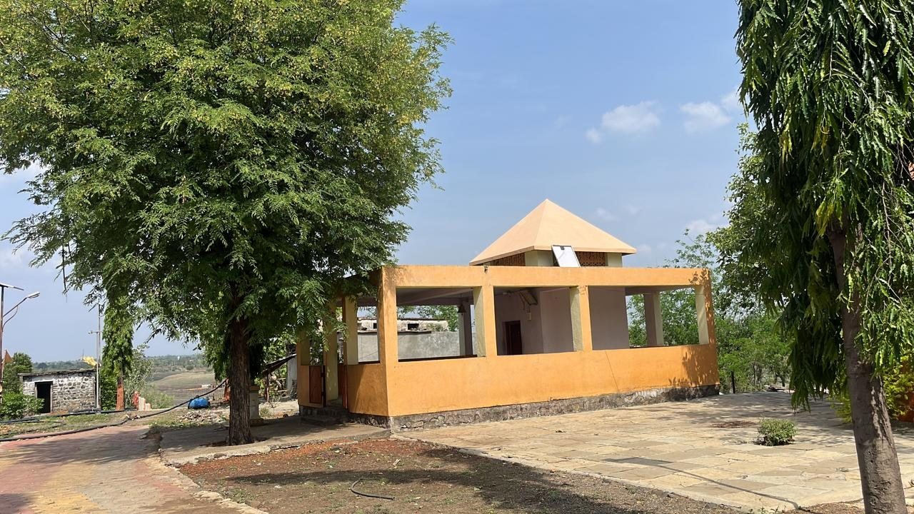चाका तीर्थ – परिसर